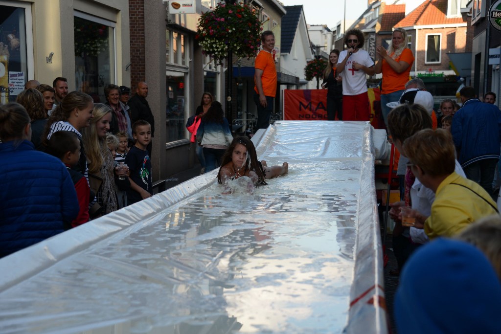 ../Images/Donderdag kermis 294.jpg